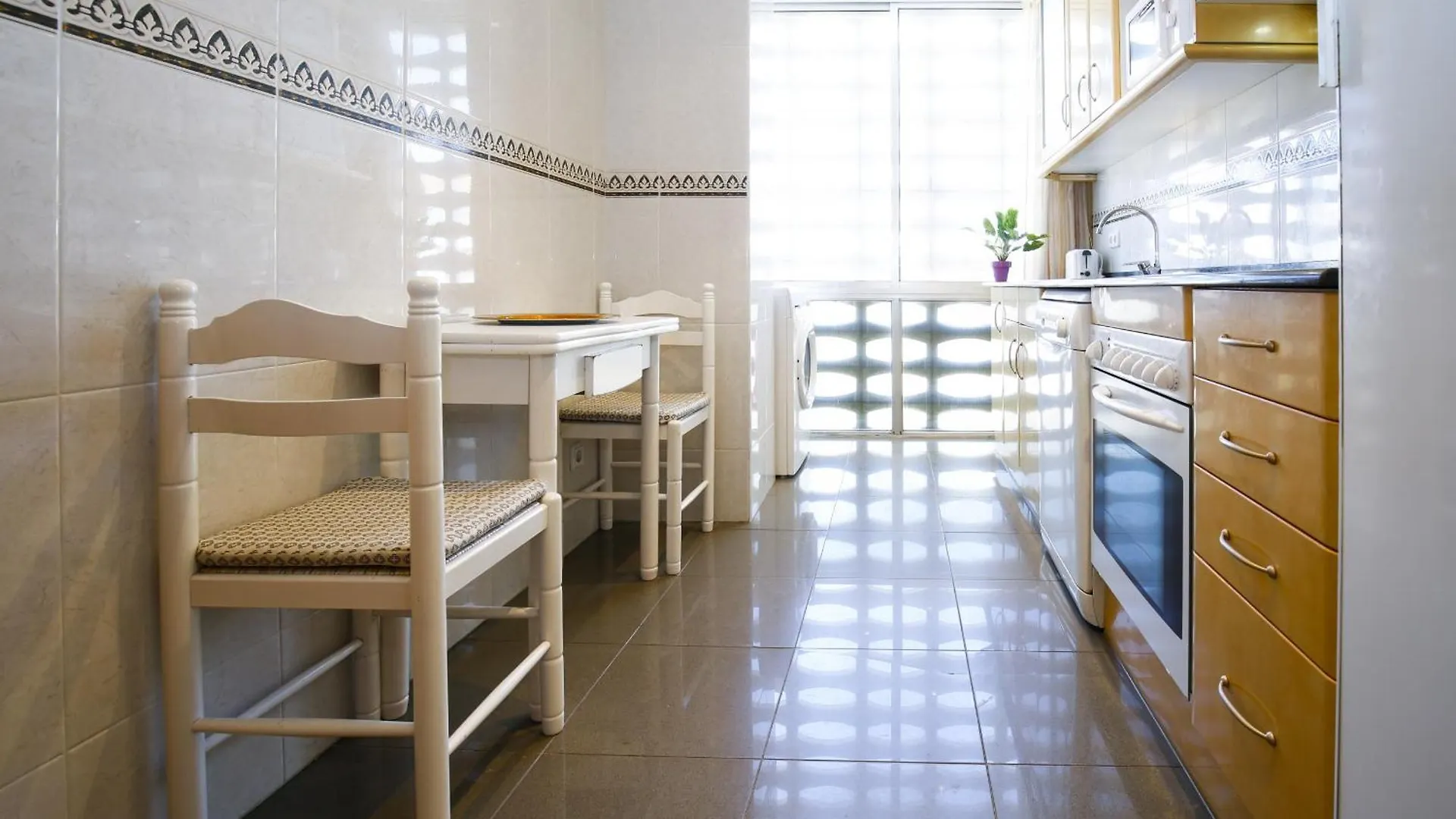 Playazul 2 - Planet Apartment Cambrils 0*,  Spanje